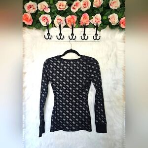 Guess Jeans Classic Logo Print Longsleeve Shirt (NWOT)